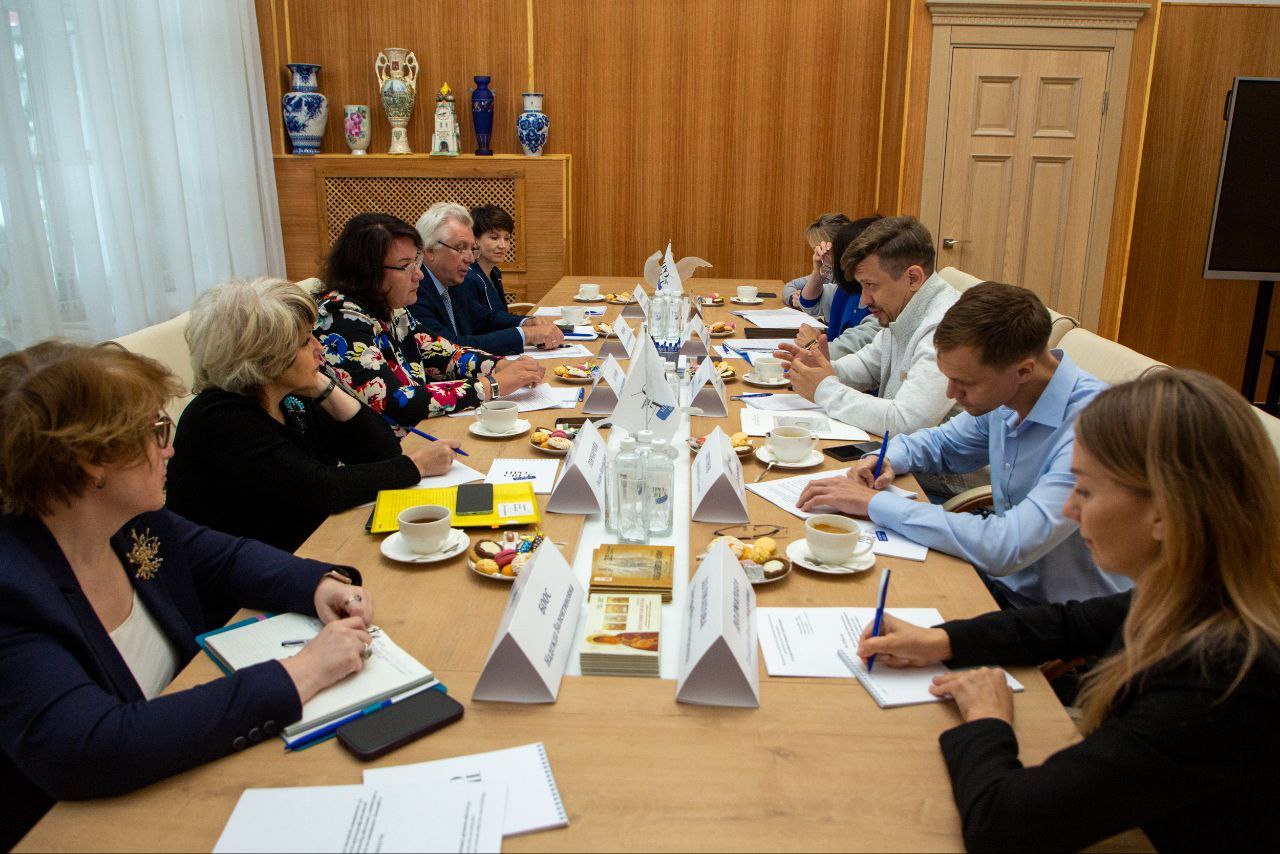 В Просвете прошло заседание редакционной комиссии по подготовке проекта доклада к заседанию Совета при Президенте Российской Федерации по развитию физической культуры и спорта 